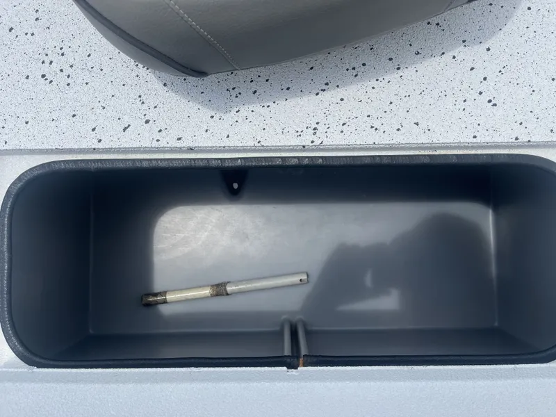 Slide: The Image of Xpress SW20B 2019 - 24