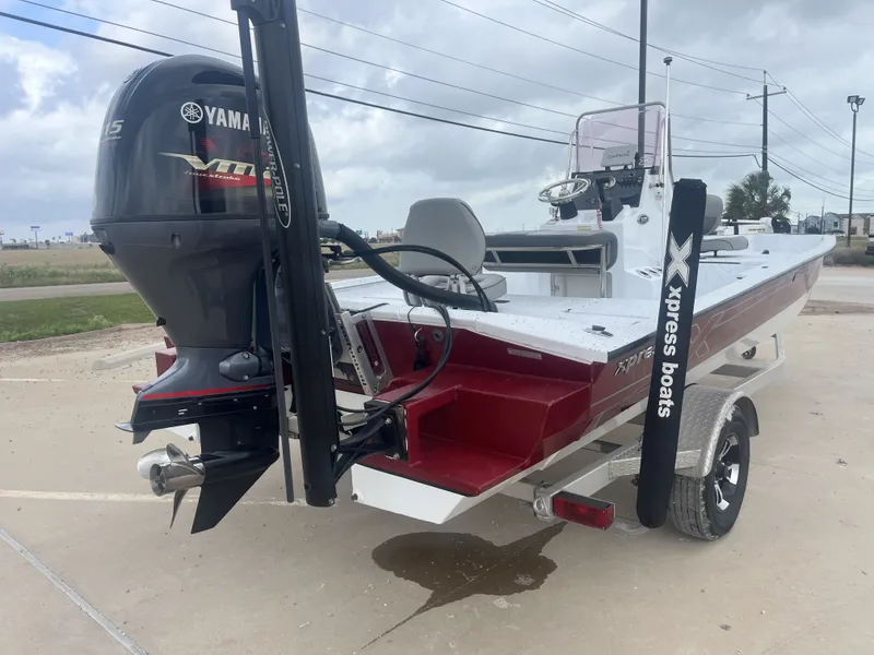 Slide: The Image of Xpress SW20B 2019 - 8