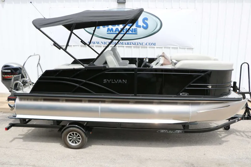Slide: The Image of Sylvan Mirage 8520 CLZ DH 2026 - 12