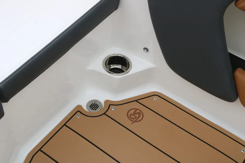 Slide: The Image of Close-up of Chaparral 21 SSi 2026 boat floor with drain. - 45