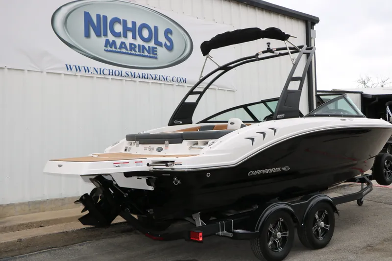 Slide: The Image of 2026 Chaparral 21 SSi boat at Nichols Marine. - 7