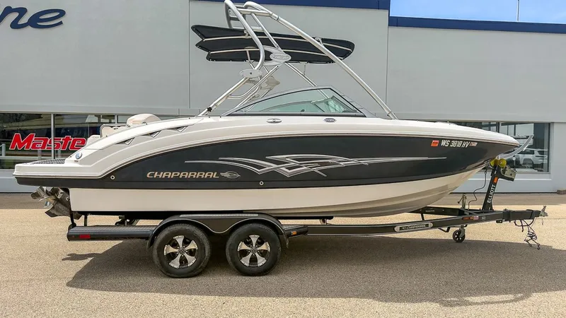 The Image of Chaparral Sunesta WT Sportdeck 2008 - 1