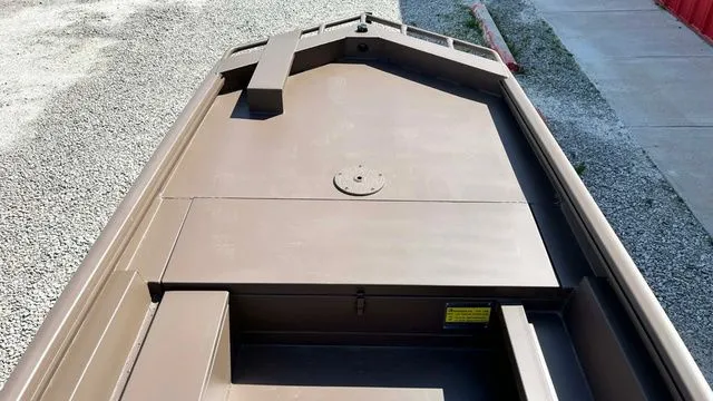 Slide: The Image of Aluma Fish 17 Aluminum Fishing Boat 2026 - 4