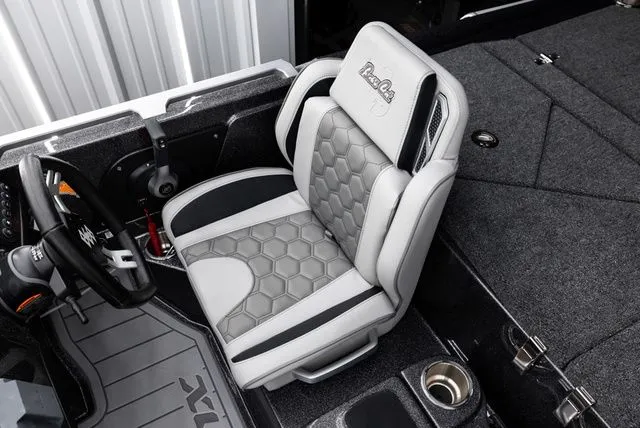 Slide: The Image of Bass Cat LYNX STS 2026 - 31