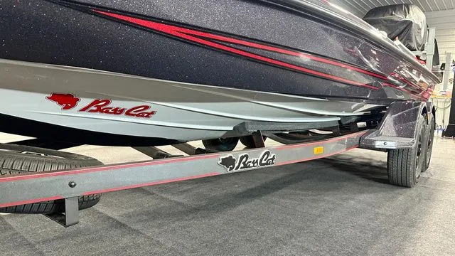 Slide: The Image of Bass Cat LYNX STS - IN SHOWROOM 2026 - 8