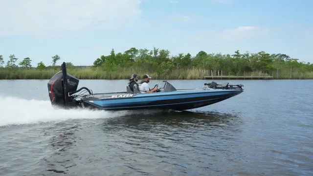 The Image of Blazer Bass 625 Pro Tour - ORDER NOW 2026 - 1