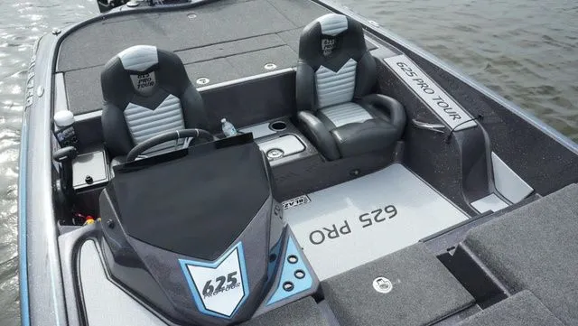 Slide: The Image of Blazer Bass 625 Pro Tour - ORDER NOW 2026 - 8