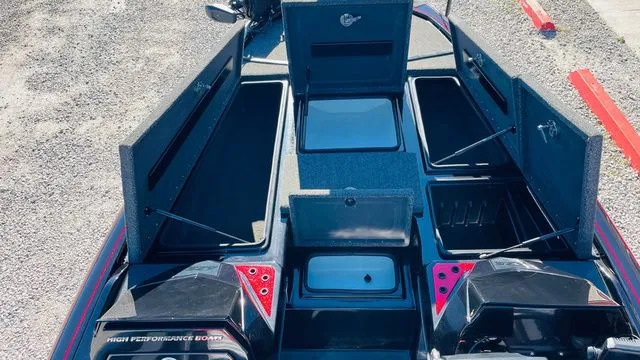 Slide: The Image of Blazer 625 Pro Tour (AVAILABLE IN SHOWROOM) 2024 - 16