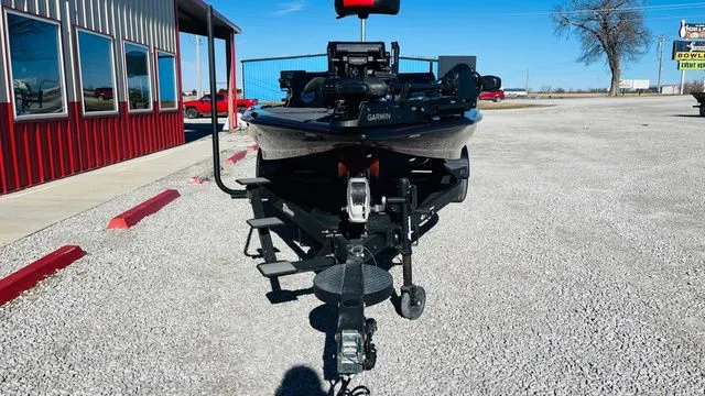 Slide: The Image of Blazer 625 Pro Tour (AVAILABLE IN SHOWROOM) 2024 - 5