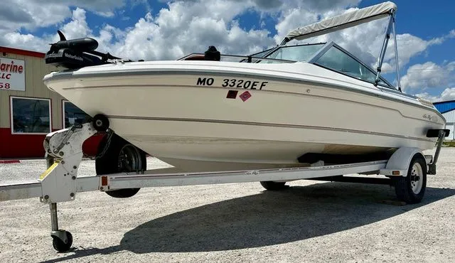 Slide: The Image of Sea Ray 170 BRLTD 1993 - 3