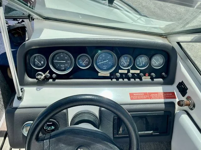 Slide: The Image of Sea Ray 170 BRLTD 1993 - 6