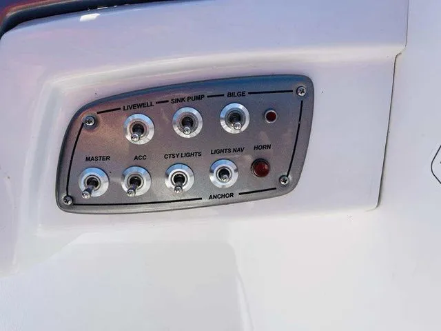 Slide: The Image of Tahoe 2150 Deck Boat powered by a Mercury 225HP 2023 - 10