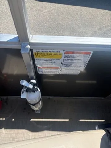 Slide: The Image of Sun Tracker Party Barge 22 XP3 2023 - 7