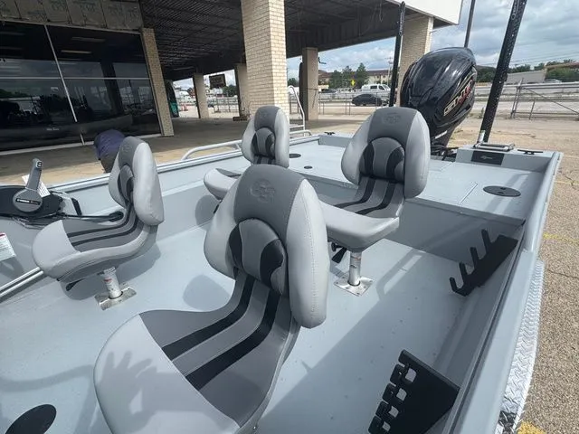 Slide: The Image of G3 Sportsman 2100 2026 - 8