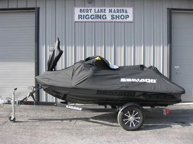 Slide: The Image of Sea-Doo RXP®-X® 300 Tech Package iBR Triple Black 2023 - 18