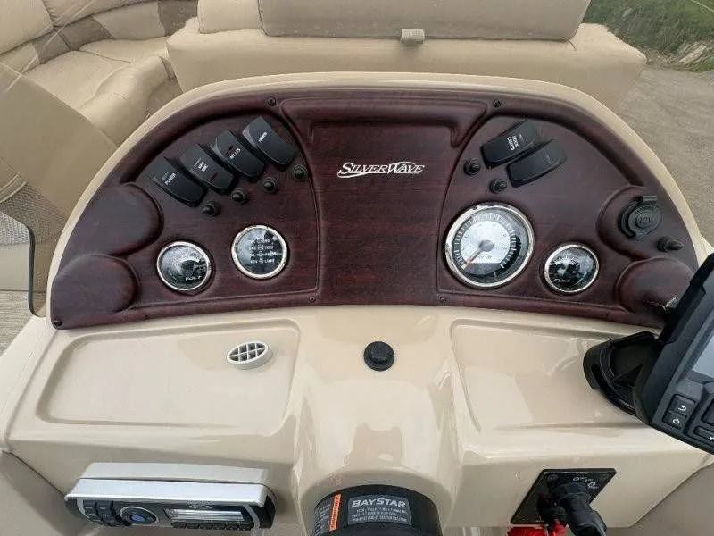 Slide: The Image of Silver Wave 230 Island CLW 2017 - 38