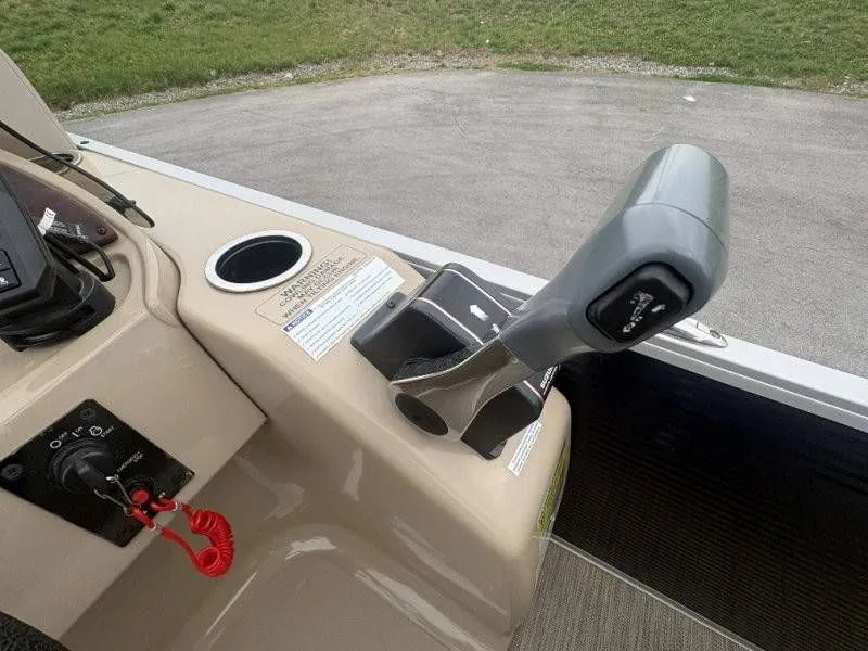 Slide: The Image of Silver Wave 230 Island CLW 2017 - 40