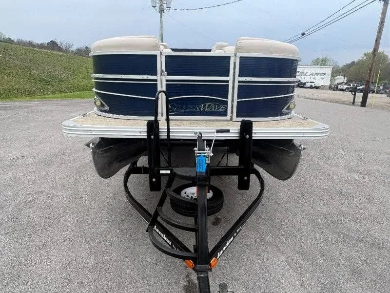 Slide: The Image of Silver Wave 230 Island CLW 2017 - 56