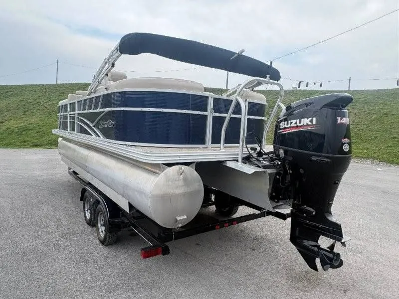 Slide: The Image of Silver Wave 230 Island CLW 2017 - 59