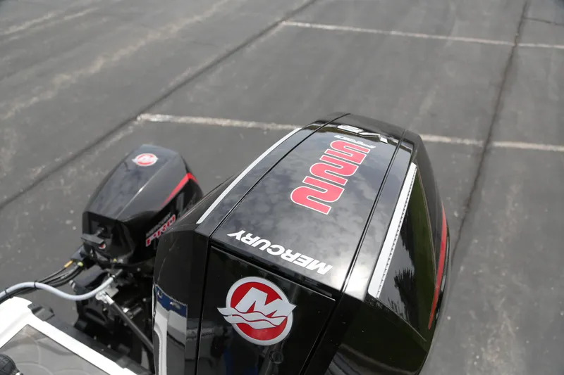 Slide: The Image of Outboard motors on a 2026 Nitro ZV20 boat, featuring Mercury branding. - 6