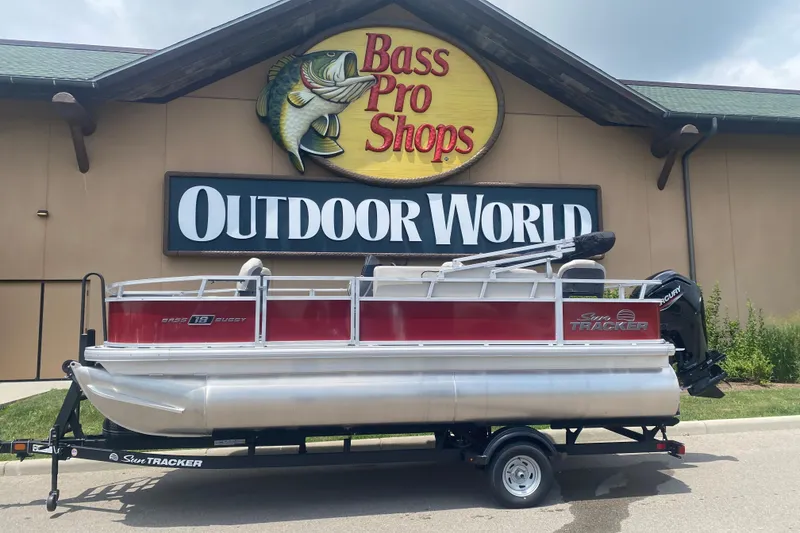 The Image of 2026 Sun Tracker Bass Buggy 18 DLX pontoon boat at Bass Pro Shops Outdoor World. - 0