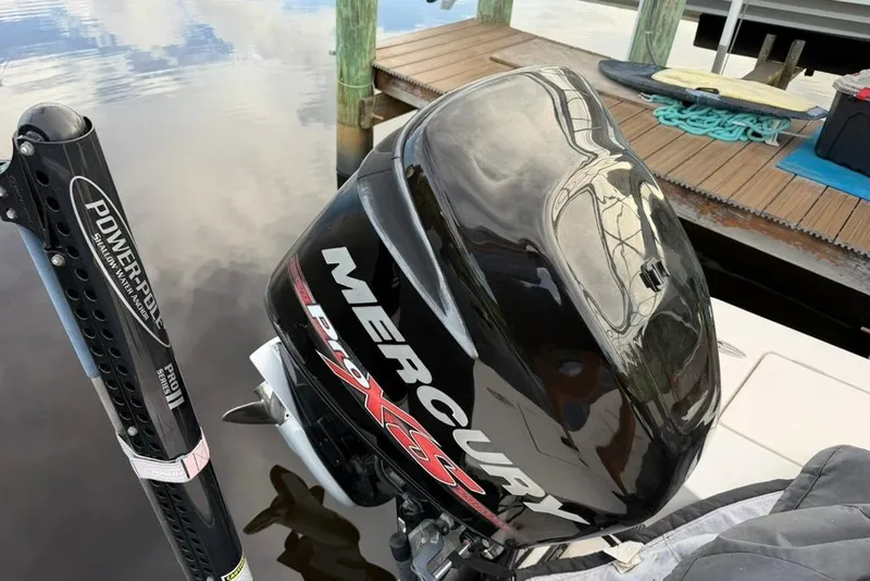 Slide: The Image of 2008 Maverick 21 Master Angler with Mercury Pro XS engine and Power-Pole anchor. - 12