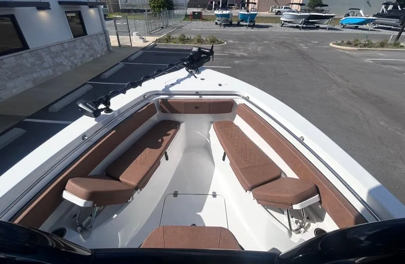 Slide: The Image of Sea Pro 222 Center Console 2024 - 16