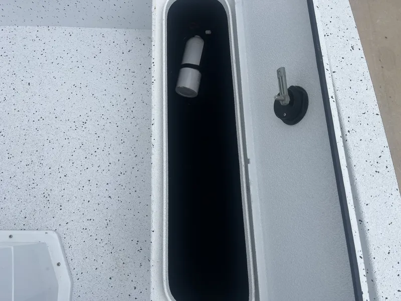 Slide: The Image of Xpress SW20B 2019 - 16