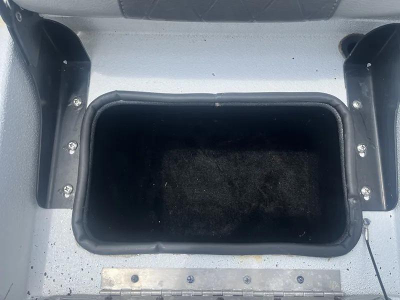 Slide: The Image of Xpress SW20B 2019 - 23