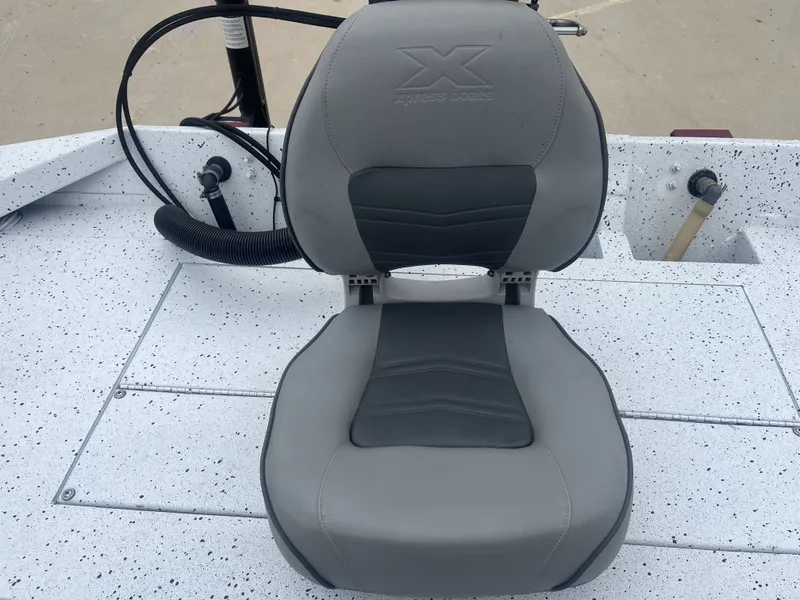 Slide: The Image of Xpress SW20B 2019 - 27