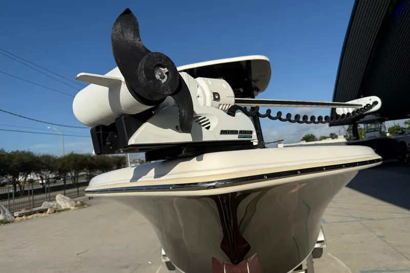Slide: The Image of 2016 Key West 239 FS boat with Minn Kota trolling motor on bow. - 16