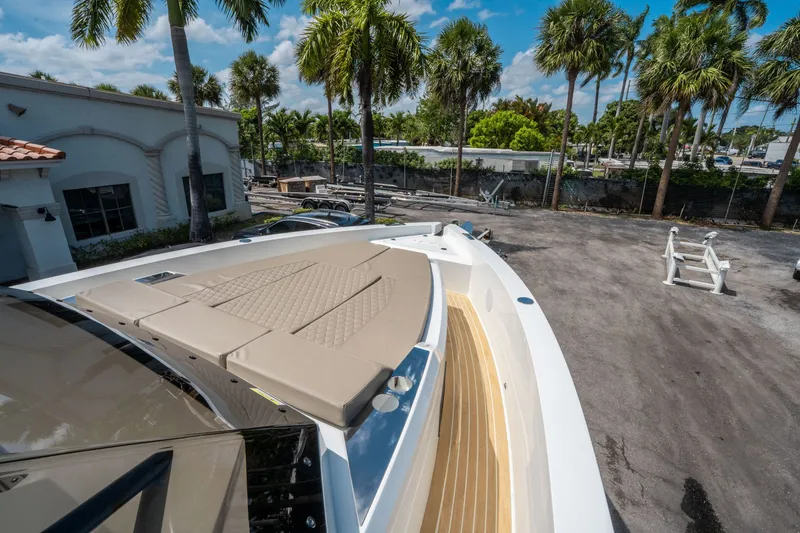 Slide: The Image of DE ANTONIO D36 OPEN 2025 - 31