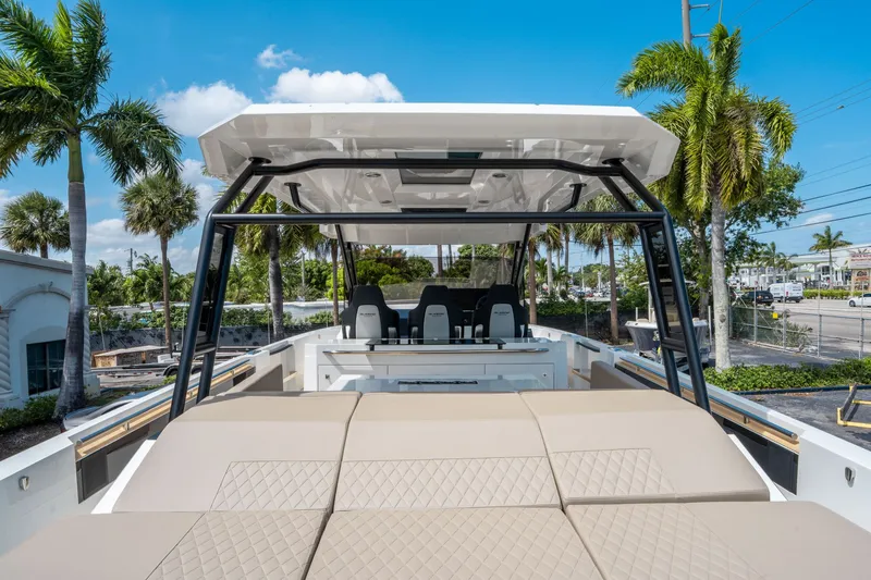 Slide: The Image of DE ANTONIO D36 OPEN 2025 - 8