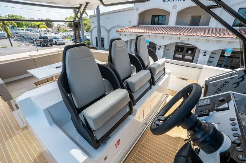 Slide: The Image of DE ANTONIO D36 OPEN 2025 - 25