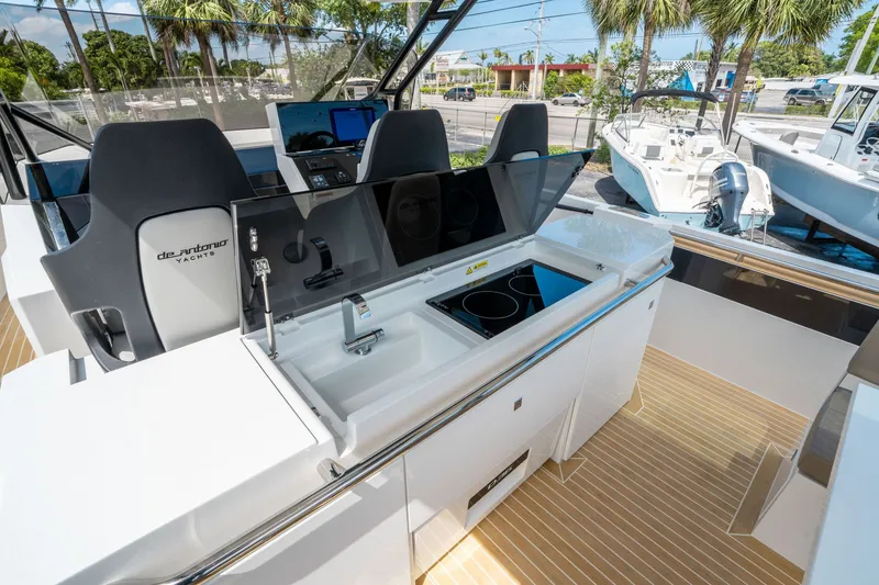 Slide: The Image of DE ANTONIO D36 OPEN 2025 - 20