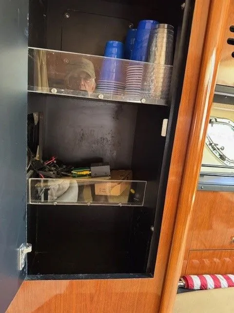 Slide: The Image of Sea Ray Sundancer 310 2007 - 12