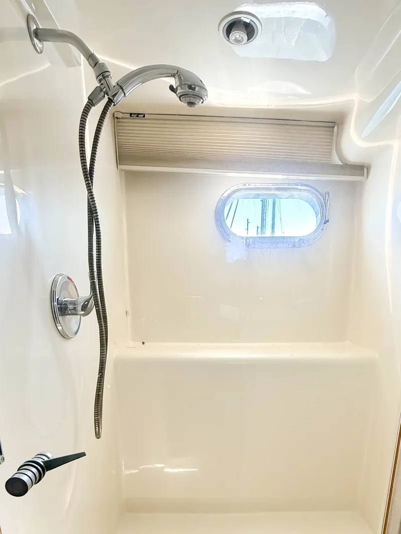 Slide: The Image of Cheoy Lee 68 MOTOR YACHT 2004 - 50