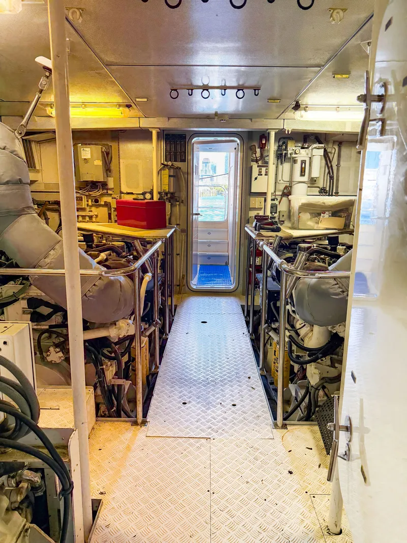 Slide: The Image of Cheoy Lee 68 MOTOR YACHT 2004 - 54