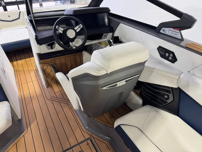 Slide: The Image of Nautique Super Air Nautique G25 2025 - 24