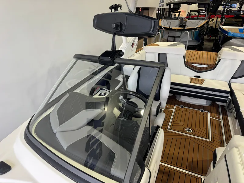 Slide: The Image of Nautique Super Air Nautique G21 2018 - 20