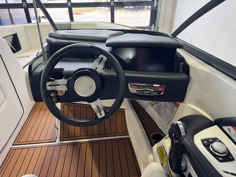 Slide: The Image of Nautique Super Air Nautique G21 2018 - 26