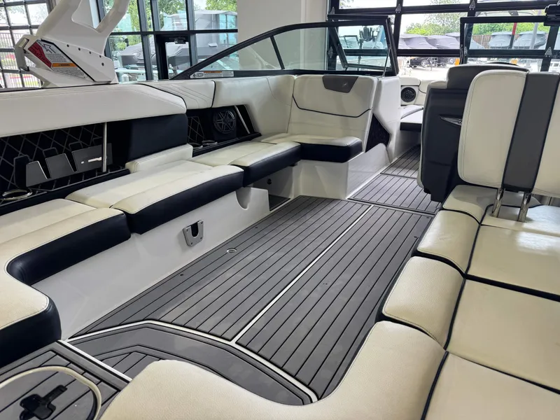 Slide: The Image of Nautique Super Air Nautique GS24 2019 - 14