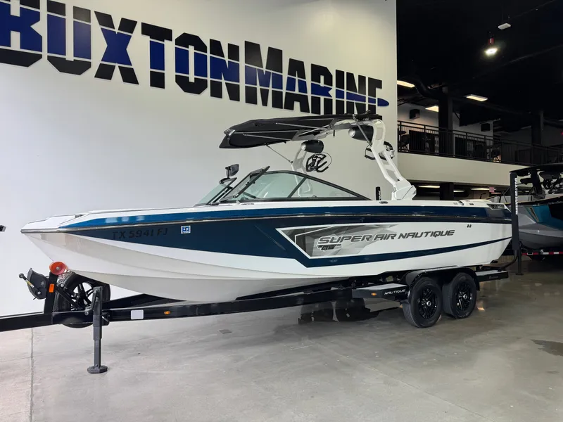 Slide: The Image of Nautique Super Air Nautique GS24 2019 - 3