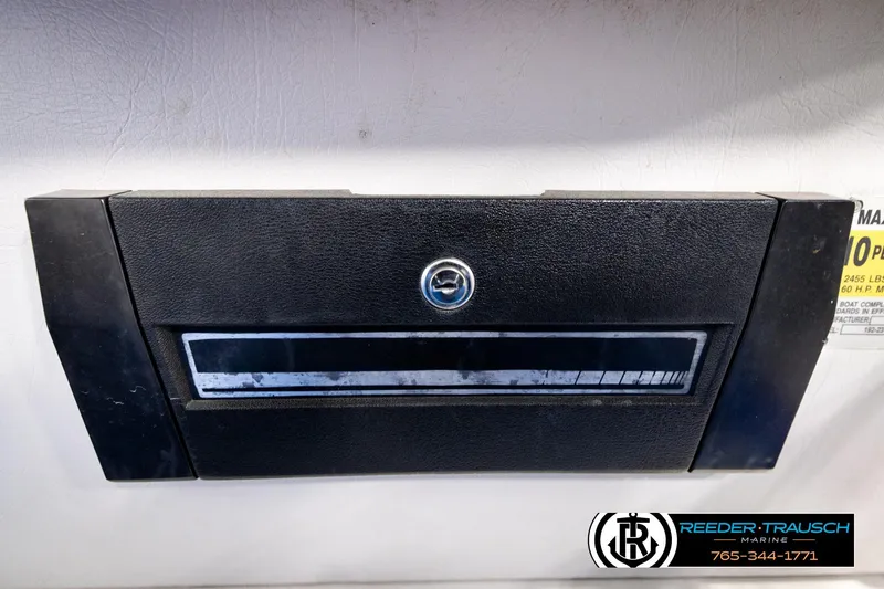 Slide: The Image of Black Hydra 192-23 panel from 1994, featuring a central lock and sleek design. - 33