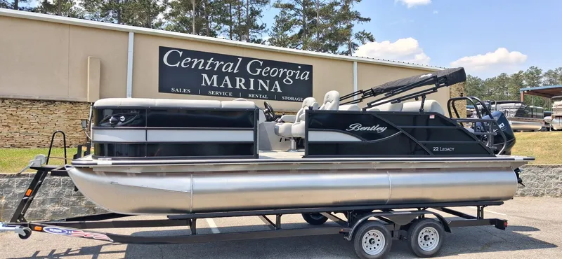 The Image of Bentley Pontoons Legacy 220 Quad 2026 - 0