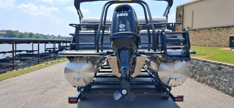 Slide: The Image of Bentley Pontoons Legacy 220 Quad 2026 - 4