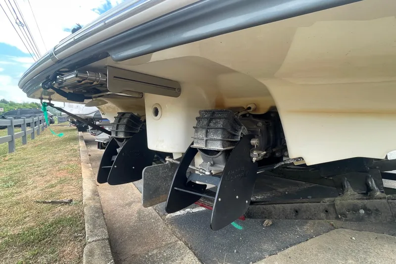 Slide: The Image of 2015 Yamaha Boats 242 Limited S jet propulsion system close-up. - 26