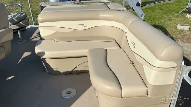 Slide: The Image of Bennington 22SSX 2014 - 11