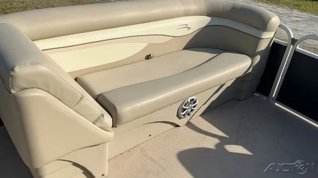 Slide: The Image of Bennington 22SSX 2014 - 14