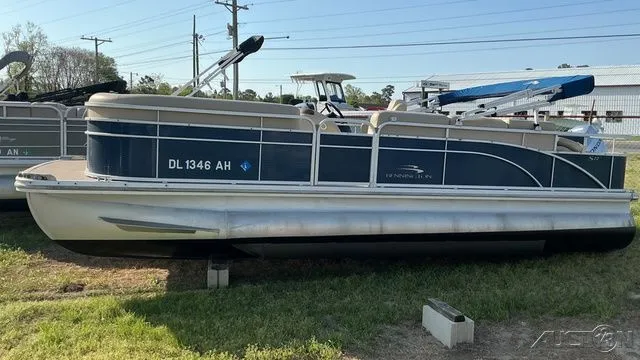 Slide: The Image of Bennington 22SSX 2014 - 3